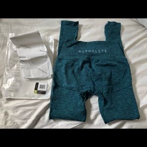 ALPHALETE *NEVER WORN*